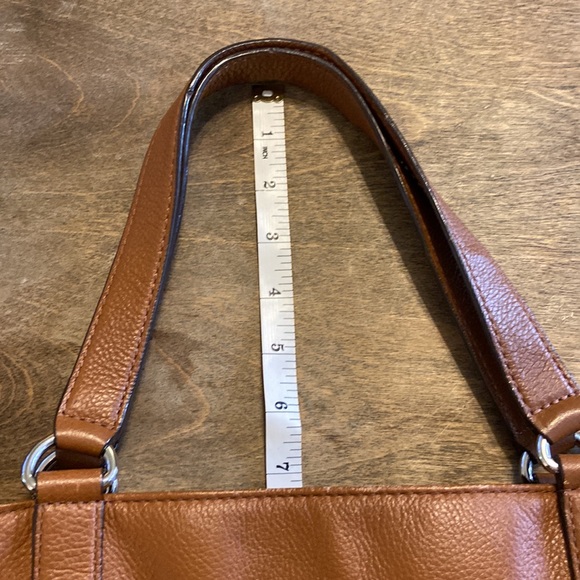 Michael Kors Tote with zipper detail - Picture 12 of 12
